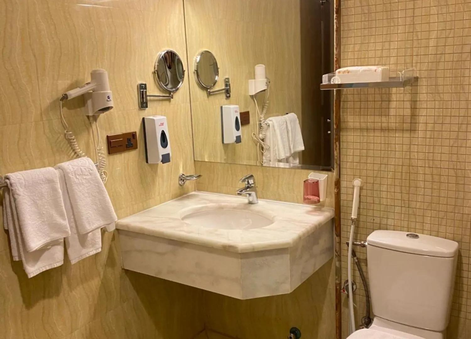Elite Premium Hotel Mecca 0*,  Saudi Arabia
